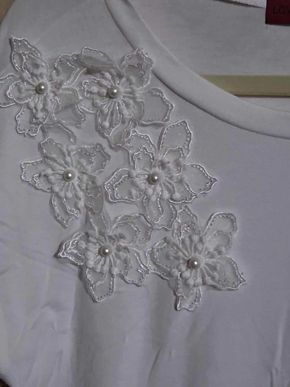 Love Scarlett White Short Sleeve Tee with Floral Appliqué - Picture 3 of 4